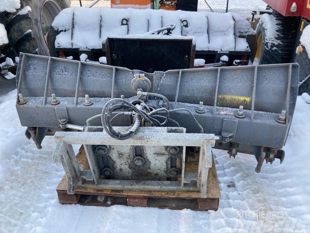 Siringe Vikplog 2400 zettelmeyer Sniego peiliai ir valytuvai