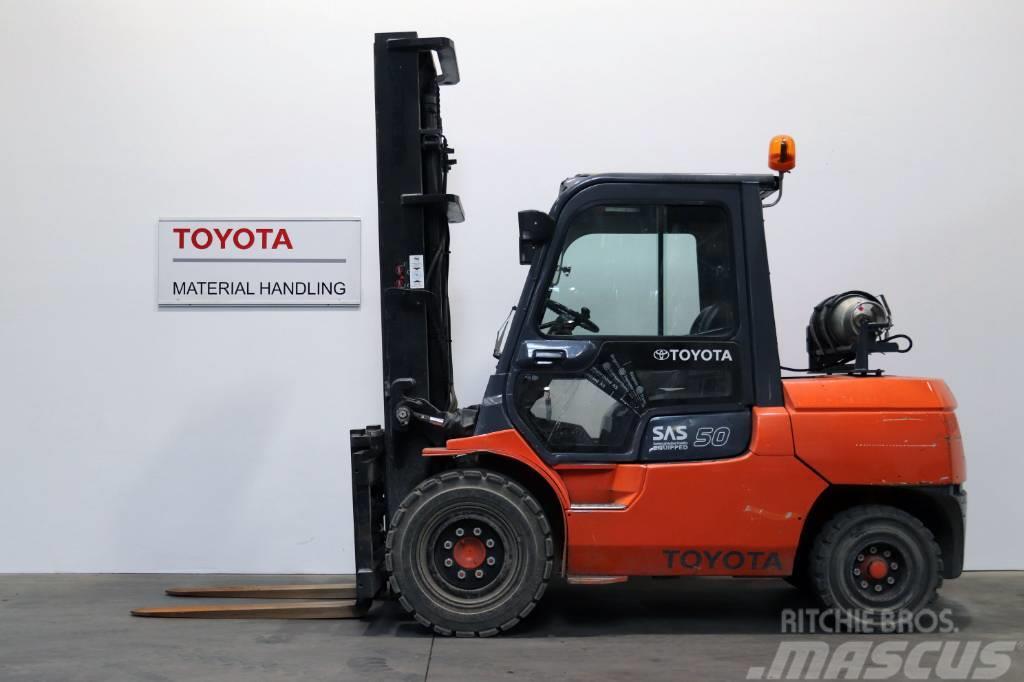 Toyota 7FGA50 LPG (dujiniai) krautuvai