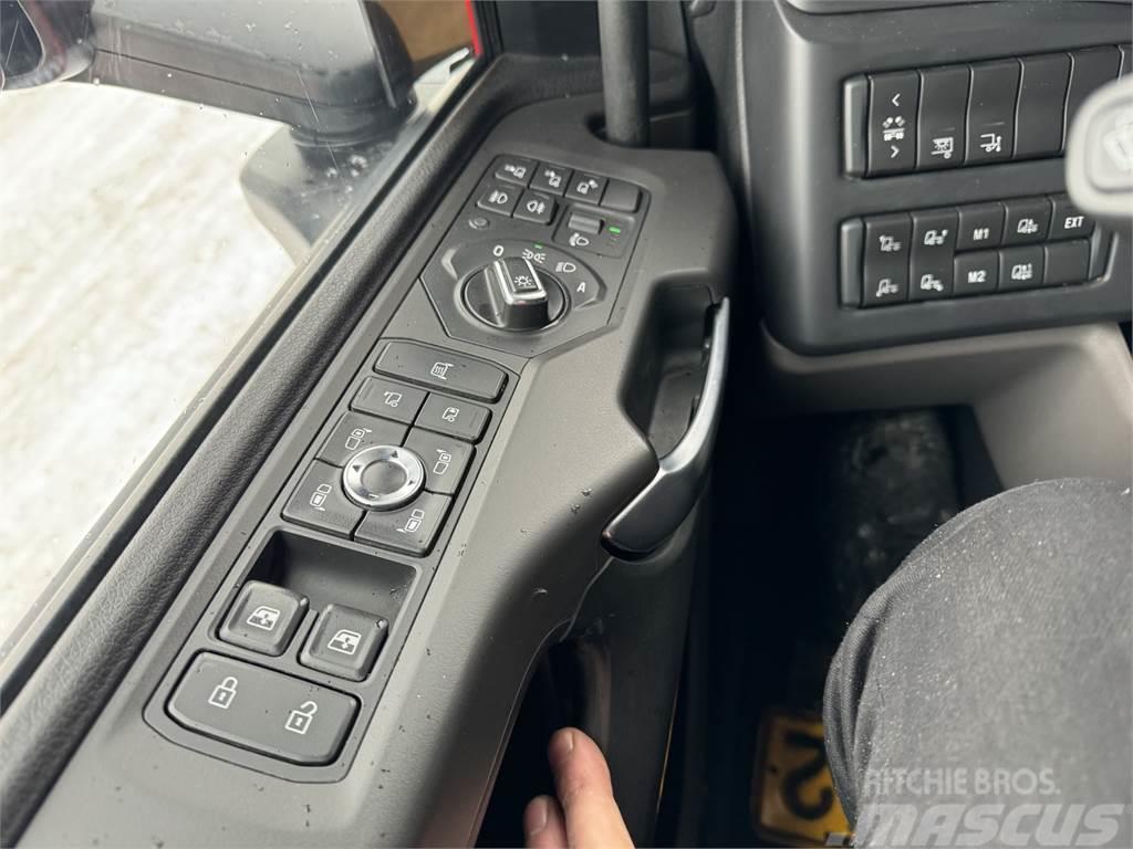 Scania P280 4x2 Sunkvežimiai su dengtu kėbulu