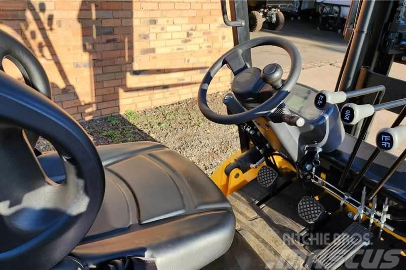  New 3 ton forklifts available Forklift trucks - others
