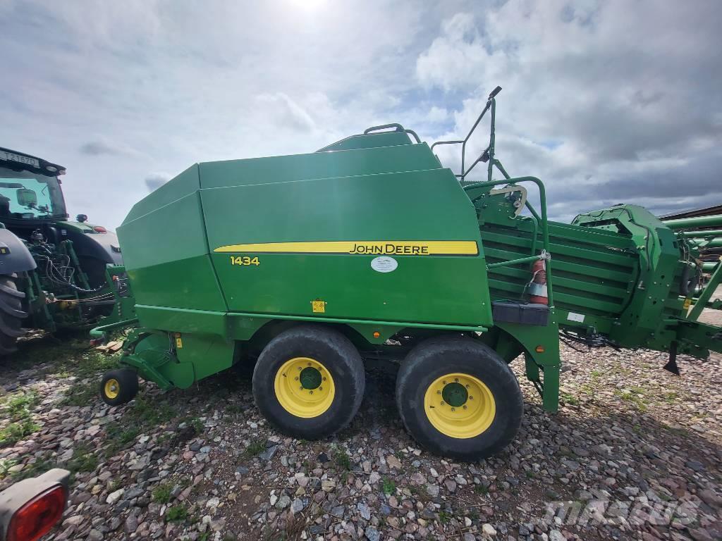 John Deere 1434 Stačiakampių ryšulių presai
