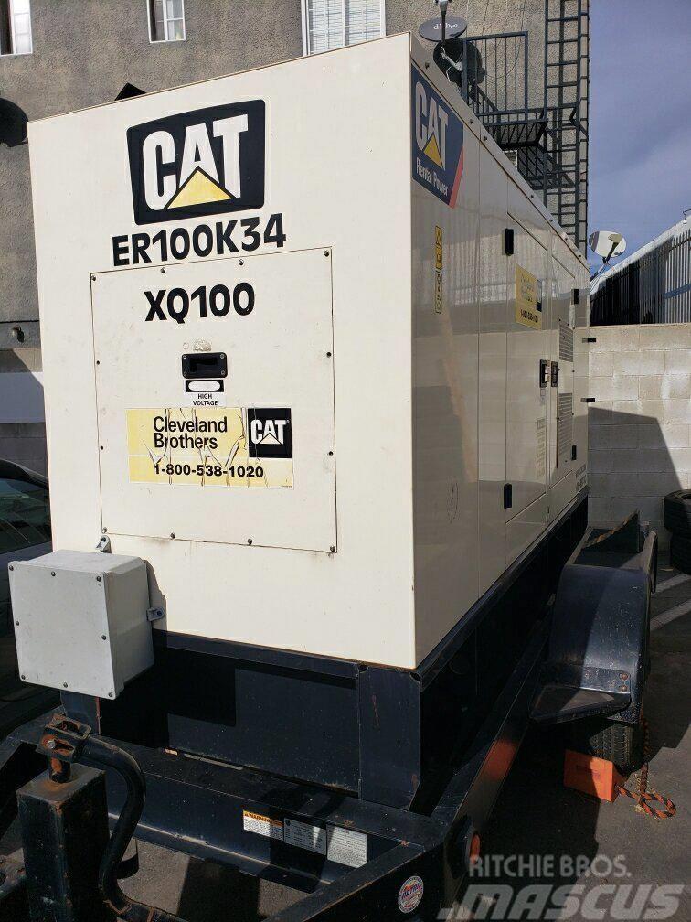 CAT XQ100 Dyzeliniai generatoriai
