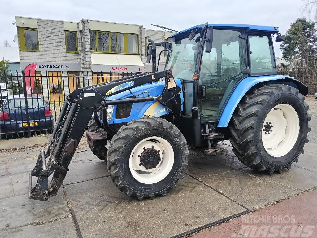 New Holland TL 100 A trekker tractor met front lader boom voor Traktoriai
