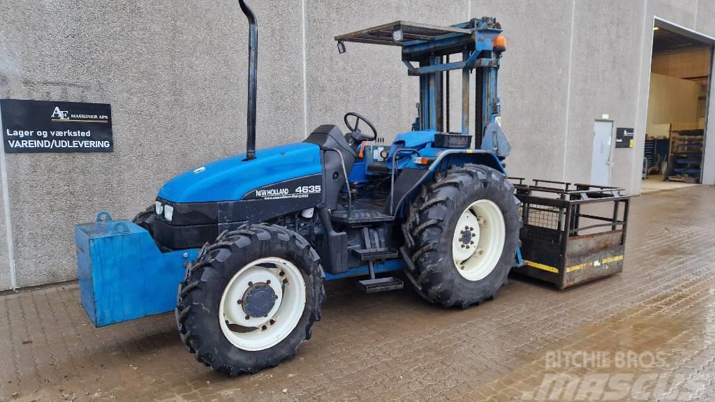 New Holland 4635 Traktoriai