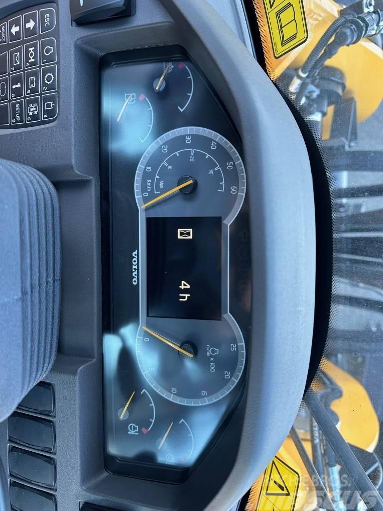 Volvo L150H 2023 demo 40 hours Naudoti ratiniai krautuvai