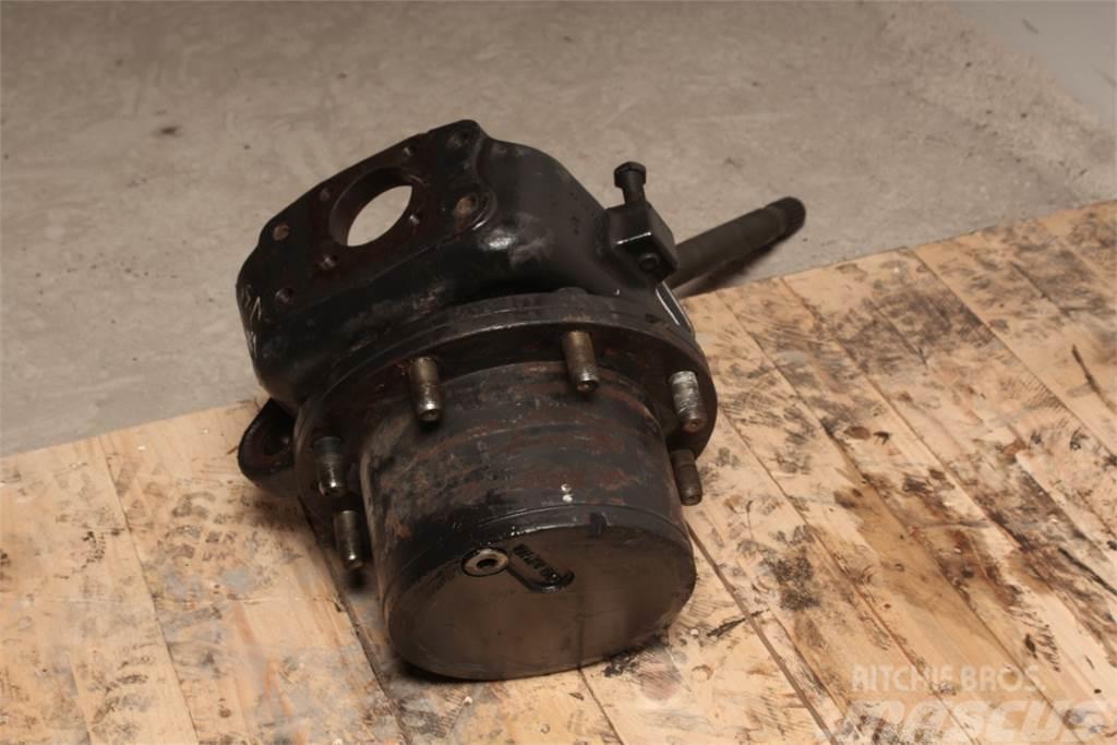 Valtra N141 Front axle final drive Transmisijos
