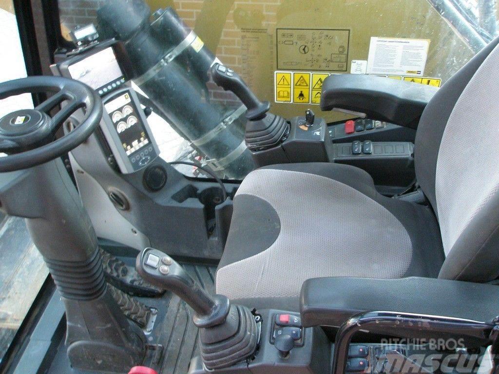 CAT MH3024 Atliekų / pramoniniai krautuvai