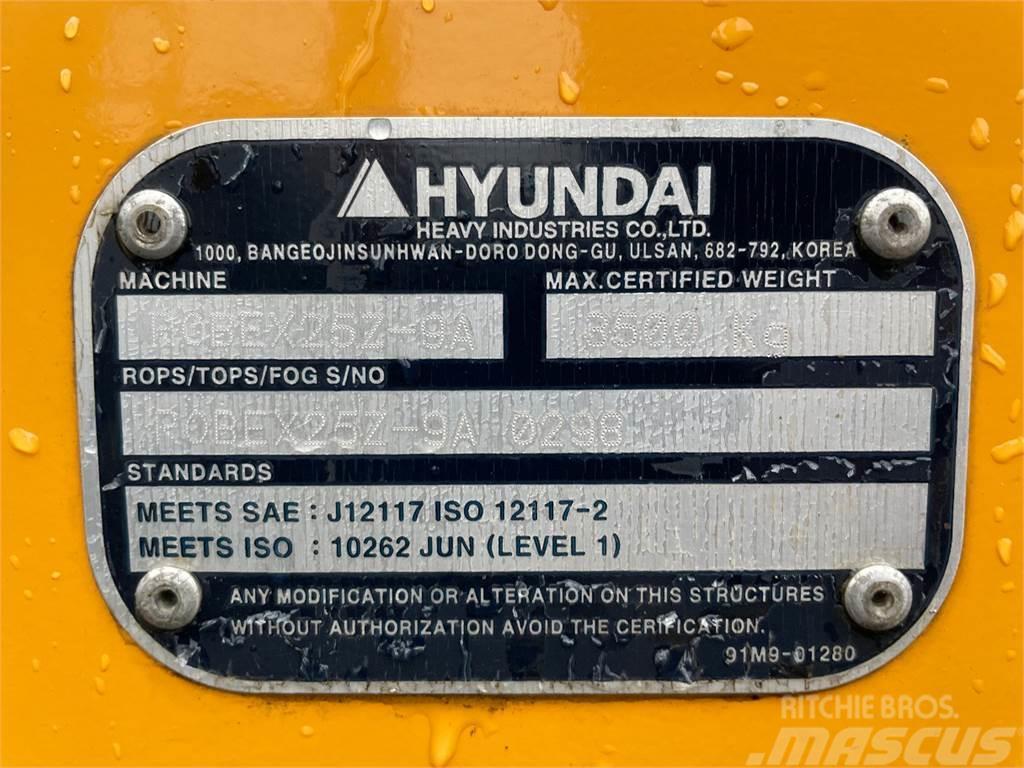 Hyundai 25z-9ak - 2.700 kg. minigraver / 350 Timer / Står  Mini ekskavatoriai < 7 t