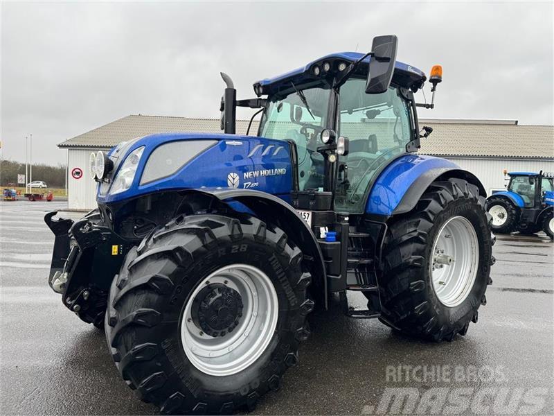 New Holland T7.270 Blue power Traktoriai