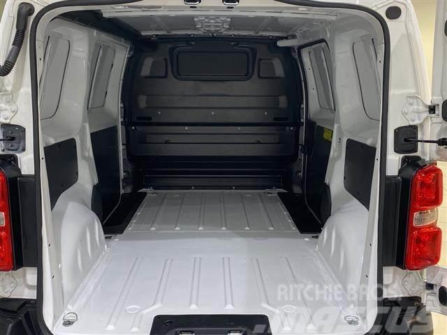 Toyota Proace Van Media 1.5D Business 100 Krovininiai furgonai