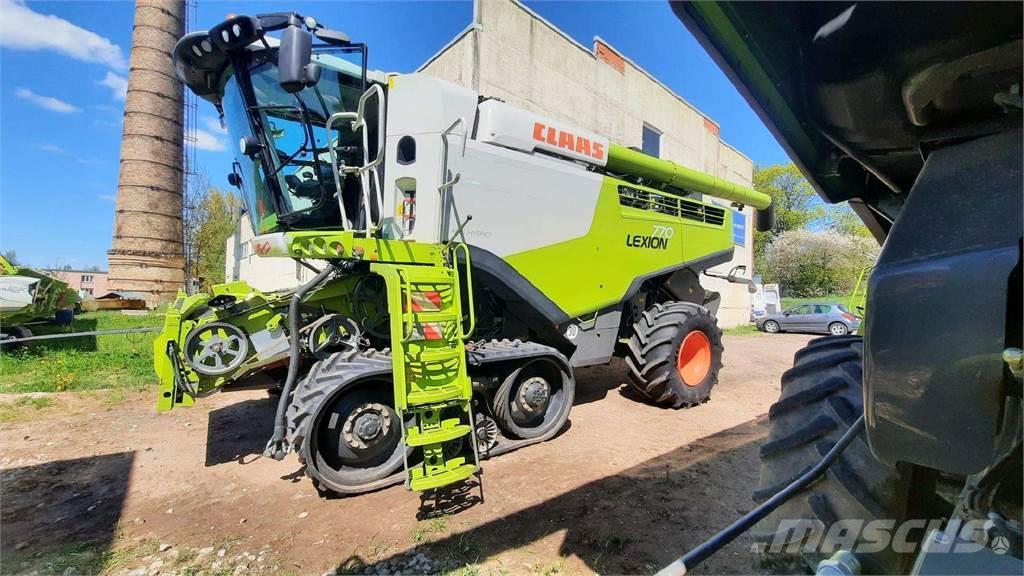 CLAAS LEXION 770TT Derliaus nuėmimo kombainai