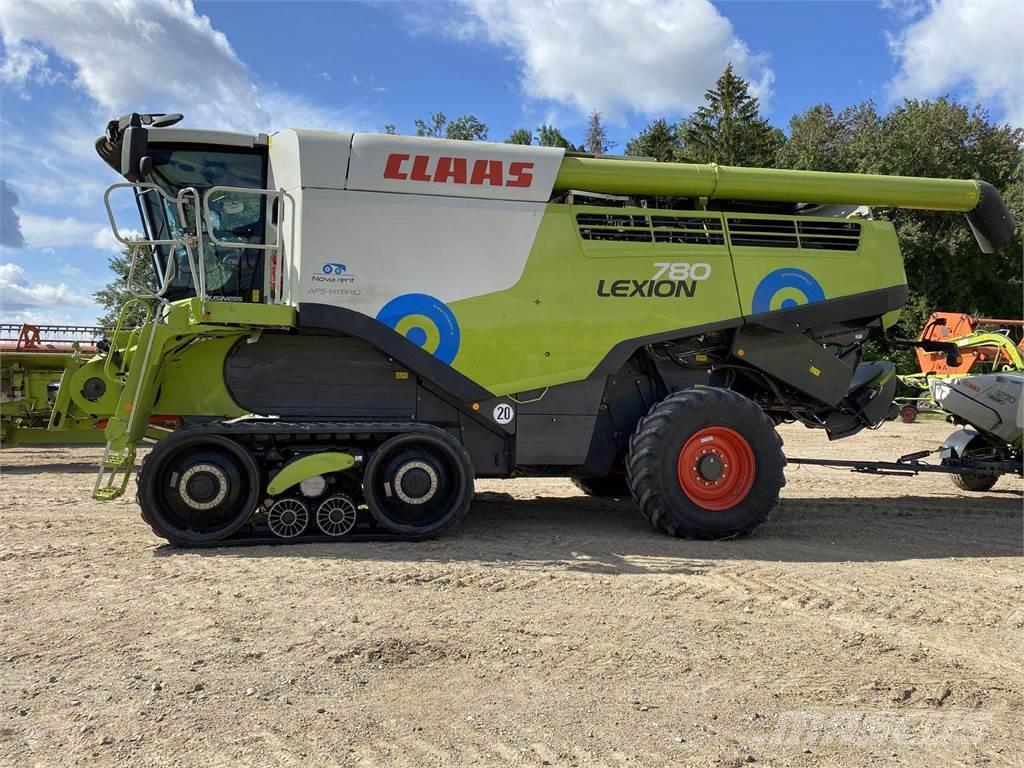 CLAAS LEXION 780TT Derliaus nuėmimo kombainai