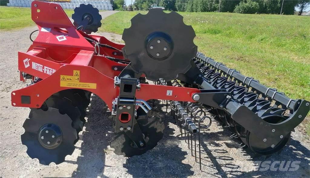 Metal-Fach U 740 Kultivatoriai