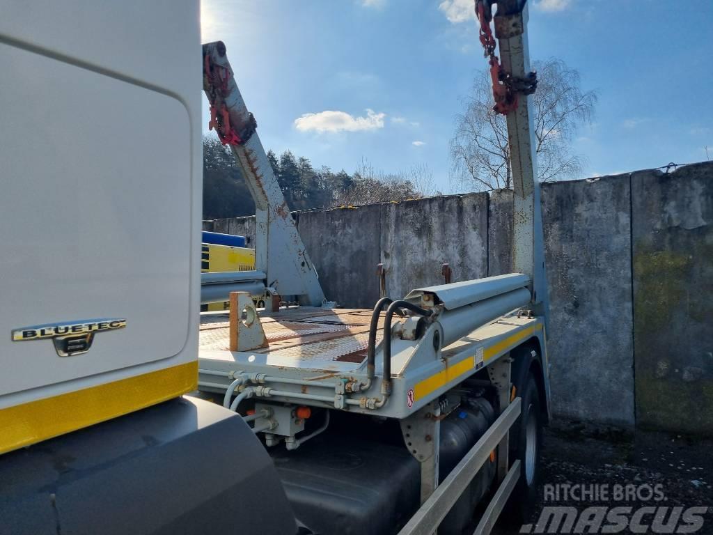  čsao reťazový nosič kontajnerov 2015 Sunkvežimiai su keliamuoju kabliu