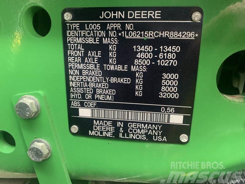 John Deere 6215R Traktoriai