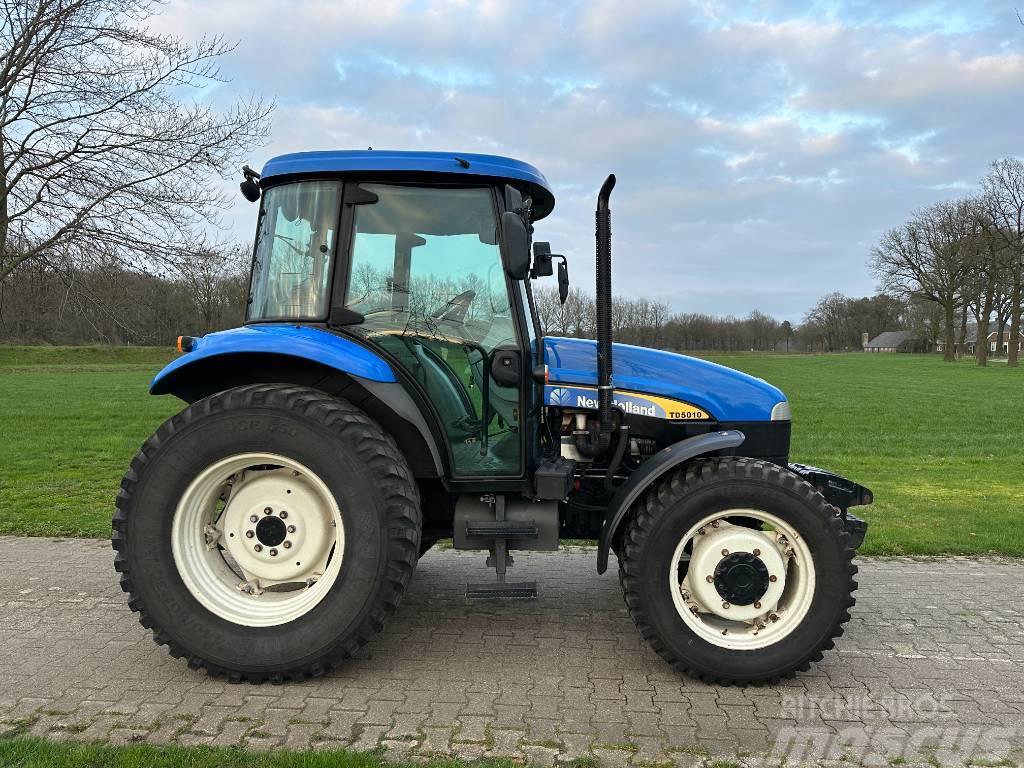 New Holland TD 5010 Traktoriai