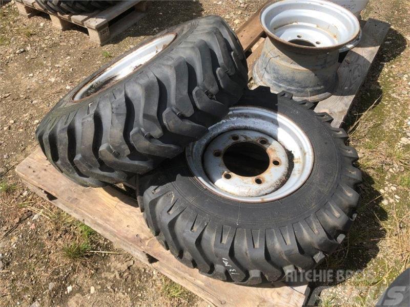  Donlup  10.0/75-15,3  Fælg 6 hul 205x160 Tyres, wheels and rims