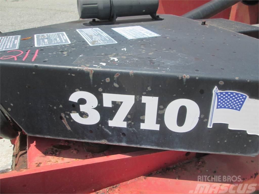 Bush Hog 3710 Kiti naudoti statybos komponentai