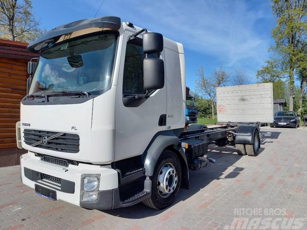 Volvo FL, 4x2, 240, FULL AIR, ONLY 136800 KM Chassis Cab trucks