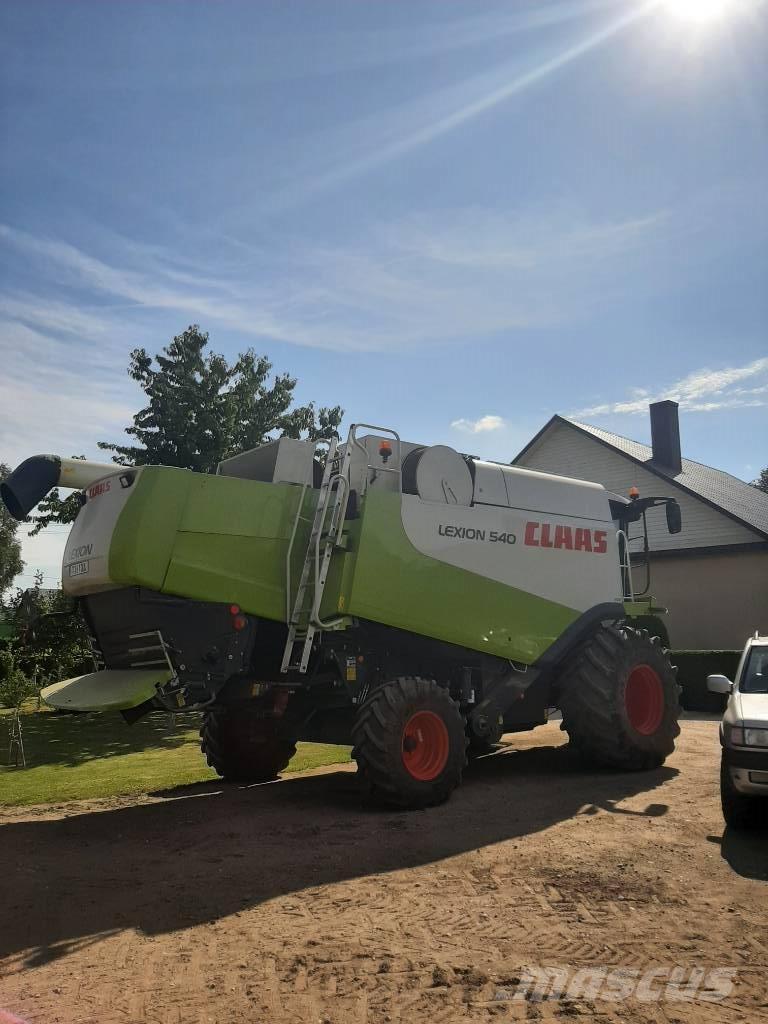 CLAAS Lexion 540 Derliaus nuėmimo kombainai