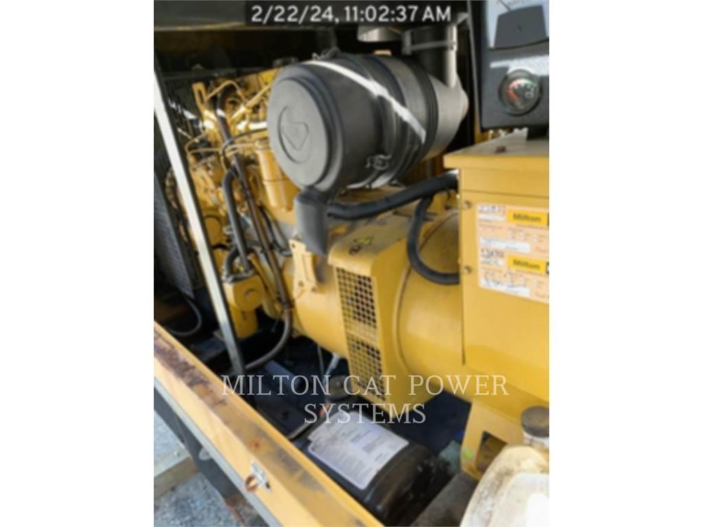 CAT D60-6 Dyzeliniai generatoriai