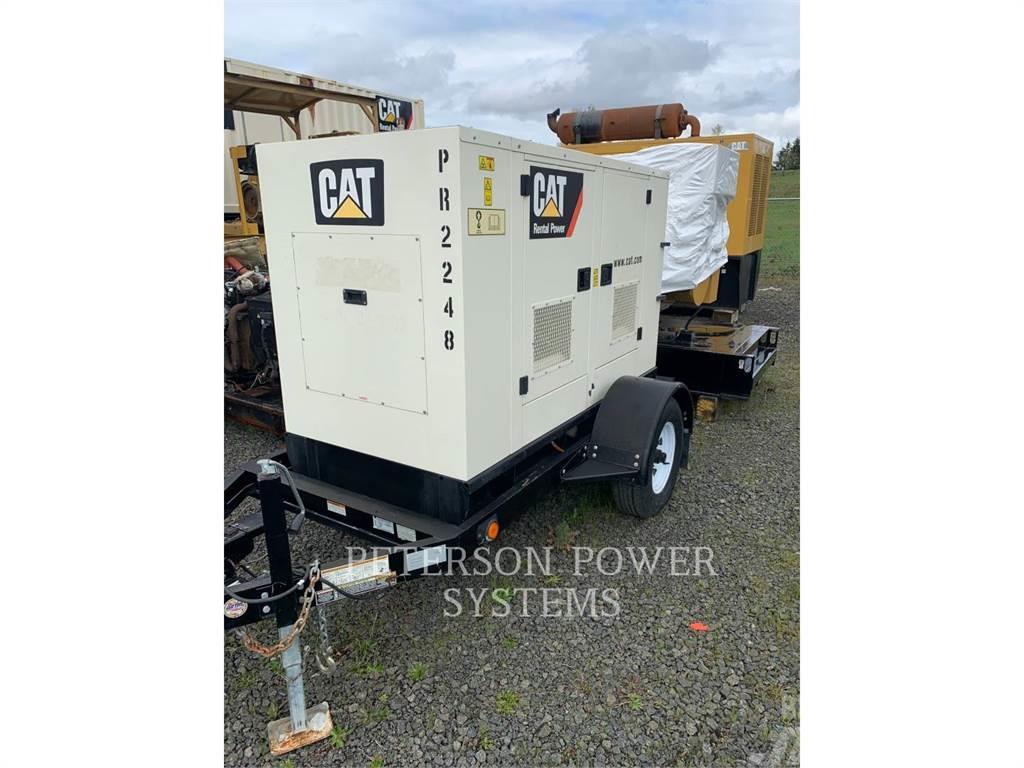 CAT XQ0030 Dyzeliniai generatoriai