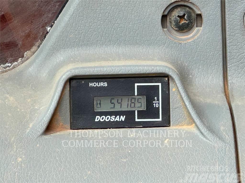 Doosan DX300LC-5 Vikšriniai ekskavatoriai