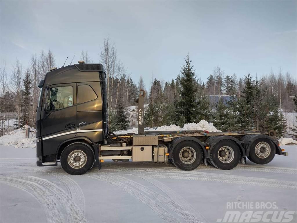 Volvo FH16 750 8X4 Sunkvežimiai su keliamuoju kabliu