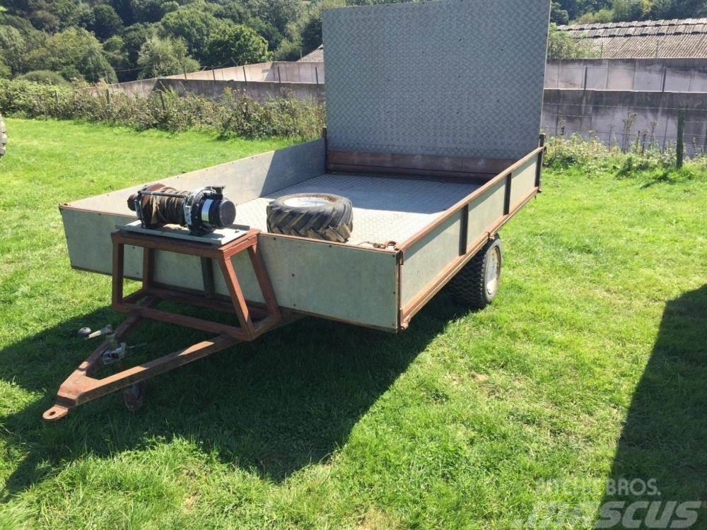  Low level trailer with hydraulic winch £700 Kitos priekabos