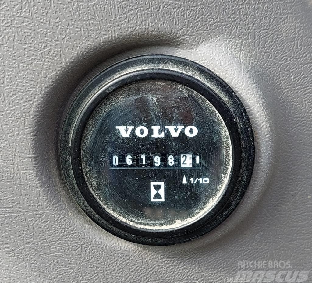 Volvo EC300EL Vikšriniai ekskavatoriai