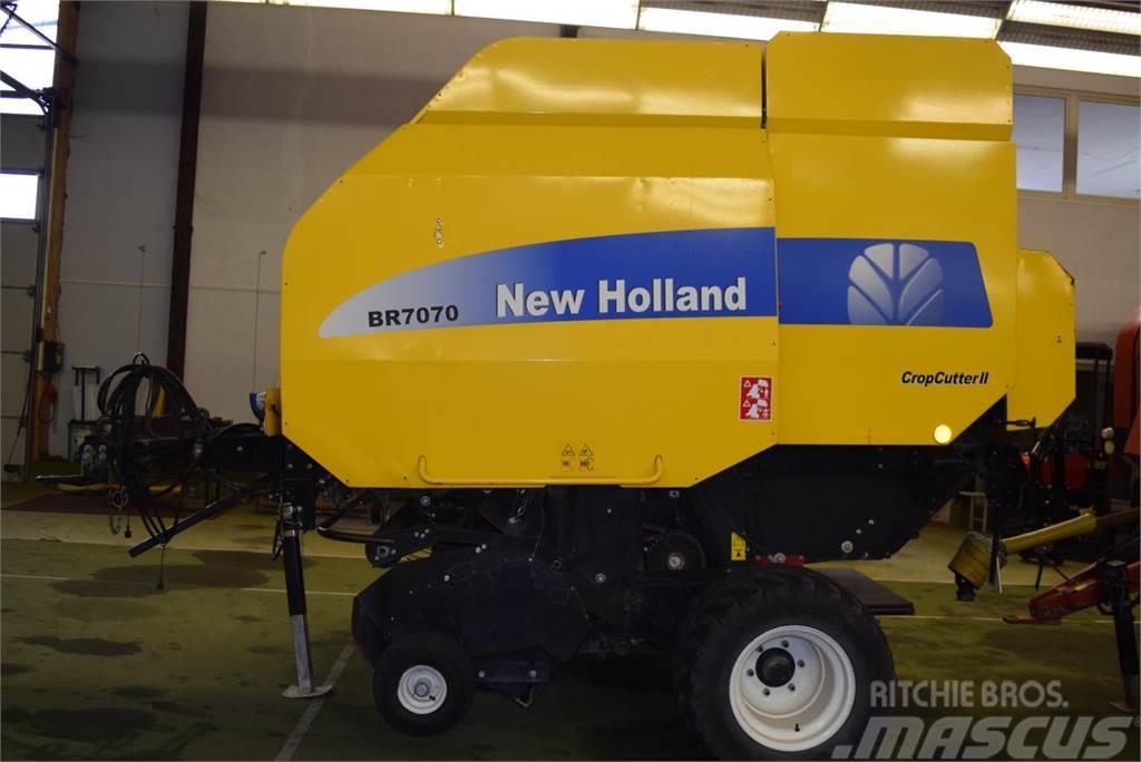 New Holland BR 7070 Crop Cutter II Ritinių presai