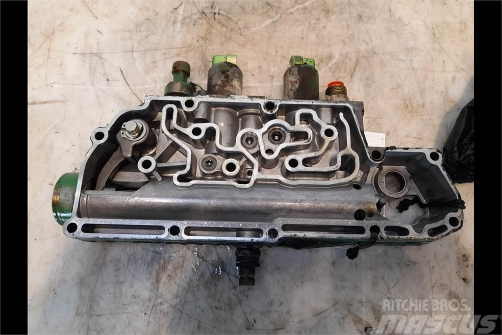 John Deere 6150R Hydraulic valve Hidraulikos įrenginiai