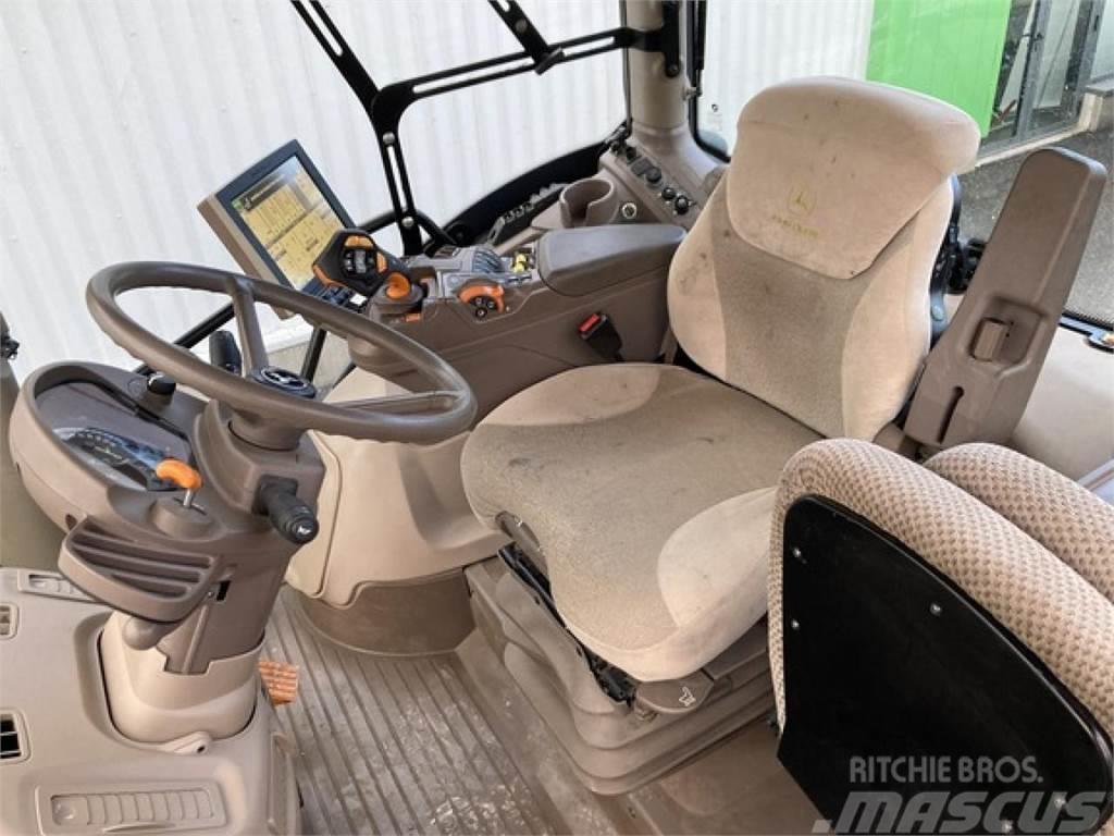 John Deere 6230R Traktoriai