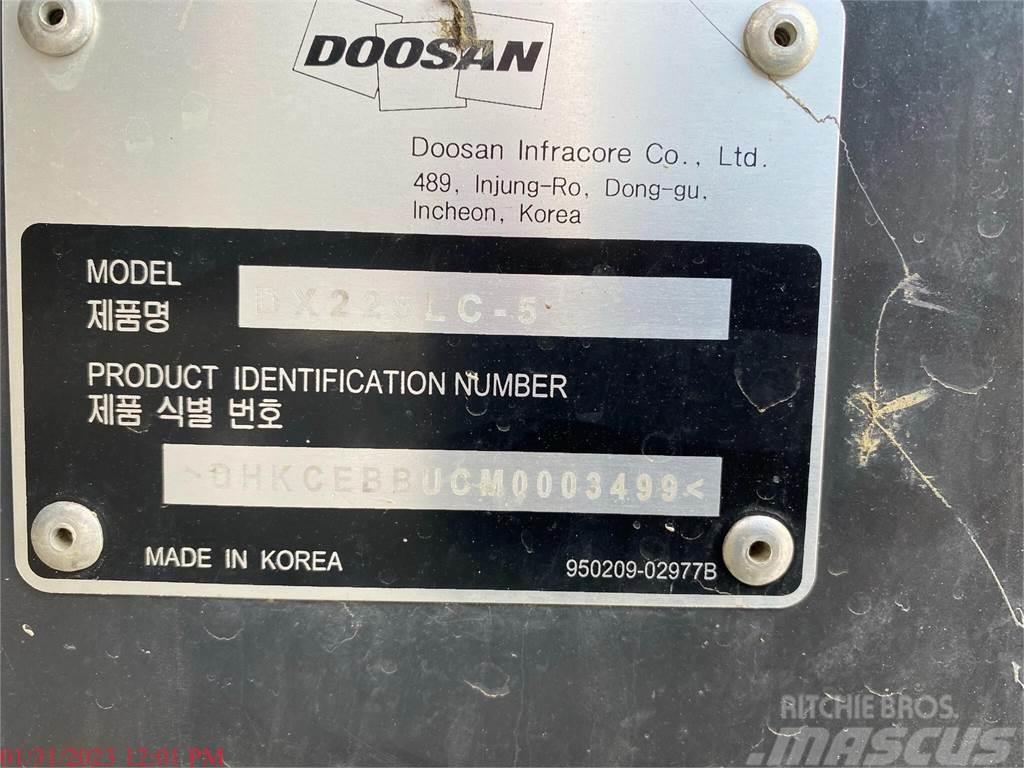 Doosan DX225 LC-5 Vikšriniai ekskavatoriai