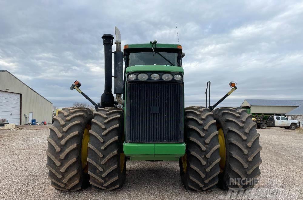 John Deere 9220 Traktoriai