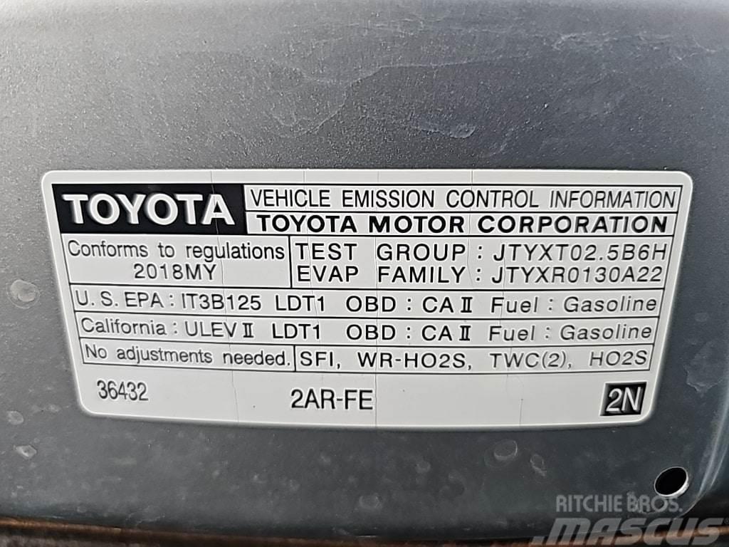 Toyota RAV4 Lengvieji automobiliai