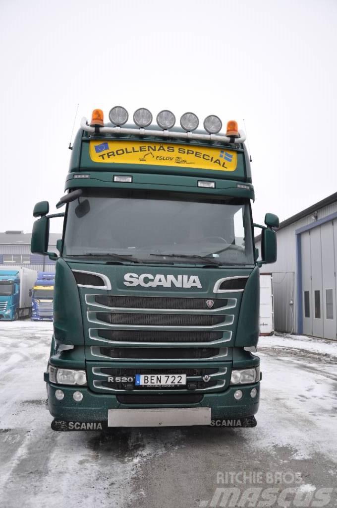 Scania R520 6X2 Naudoti vilkikai