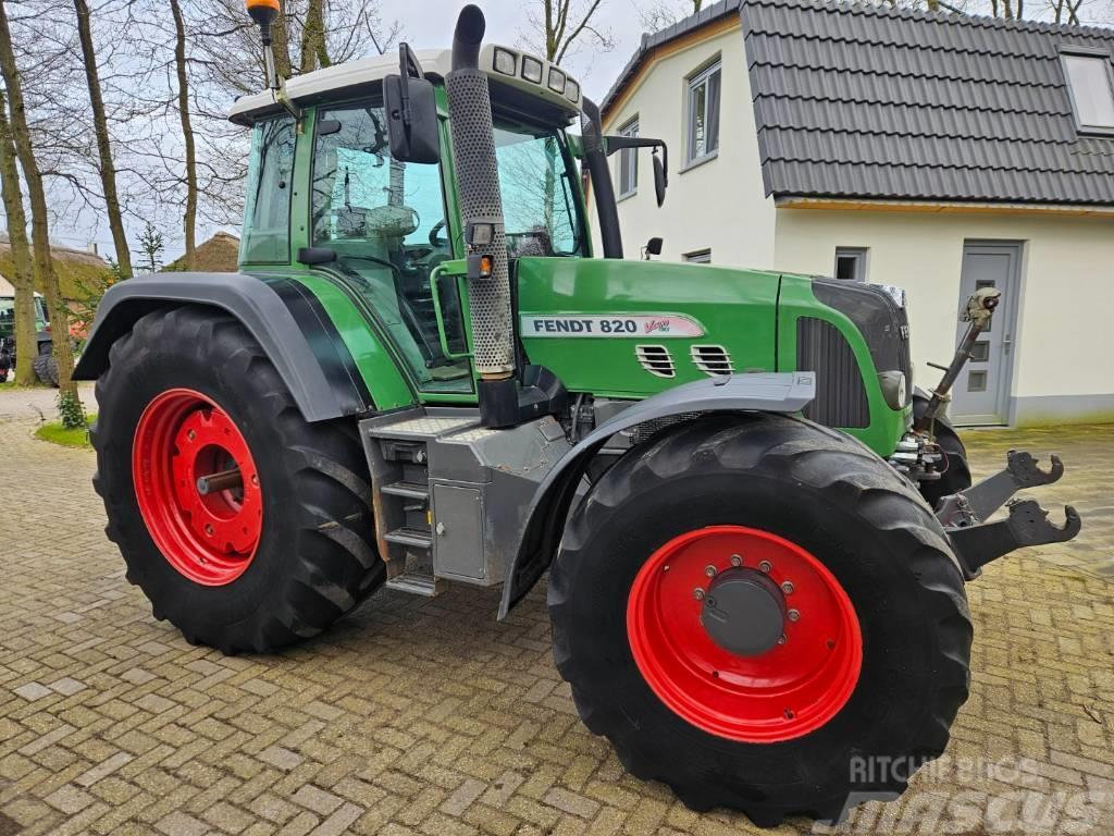 Fendt 820 Vario TMS Traktoriai