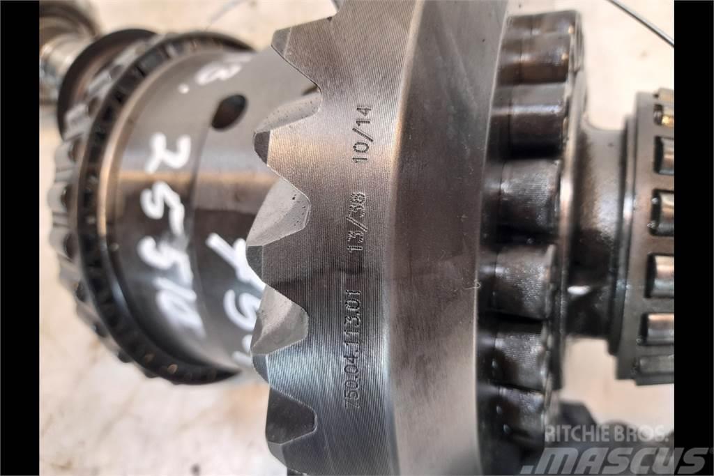 Valtra T213 Front axle differential Transmisijos