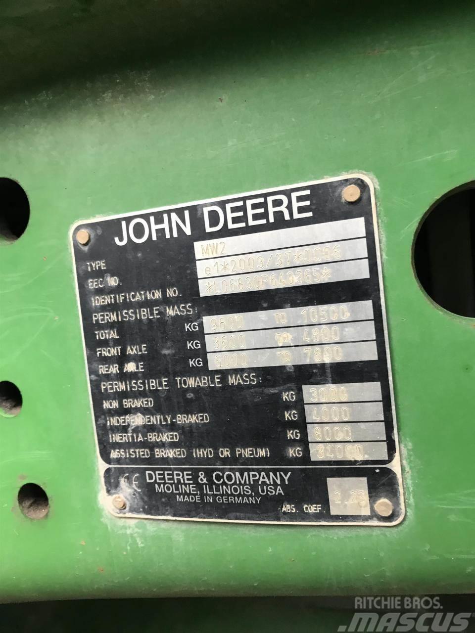 John Deere 6830 Premium Traktoriai