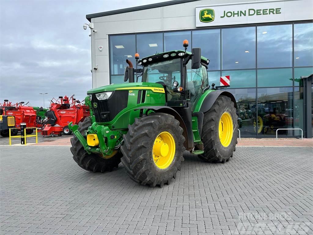 John Deere 6R215 Traktoriai