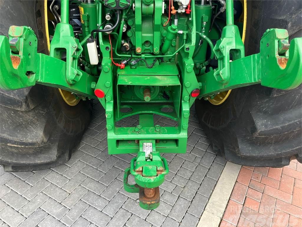 John Deere 8370R Traktoriai
