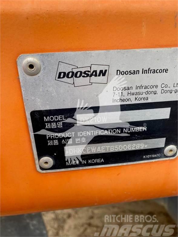Doosan DX210W Ratiniai ekskavatoriai