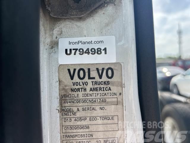 Volvo VNL Naudoti vilkikai