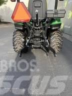 John Deere 1023E Sodo traktoriukai-vejapjovės