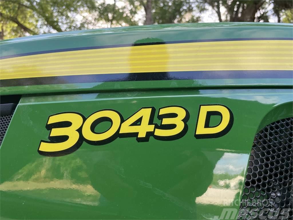 John Deere 3043D Traktoriai