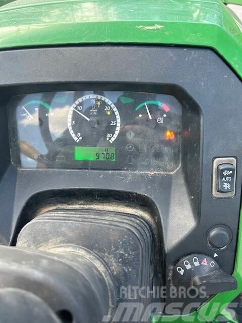 John Deere 5055E Naudoti kompaktiški traktoriai