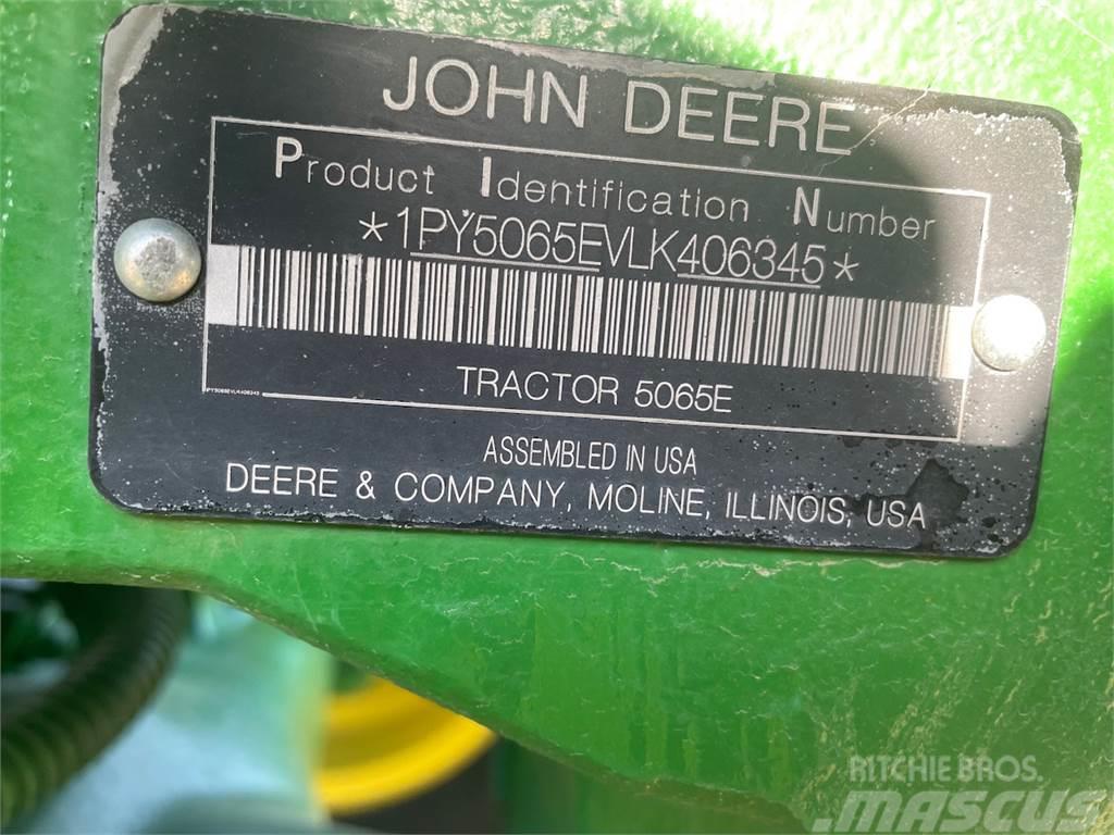 John Deere 5065E Traktoriai