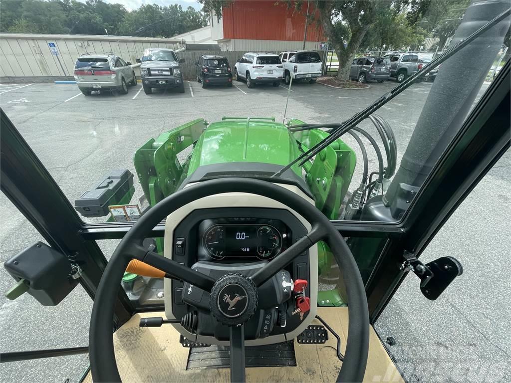 John Deere 5100E Traktoriai