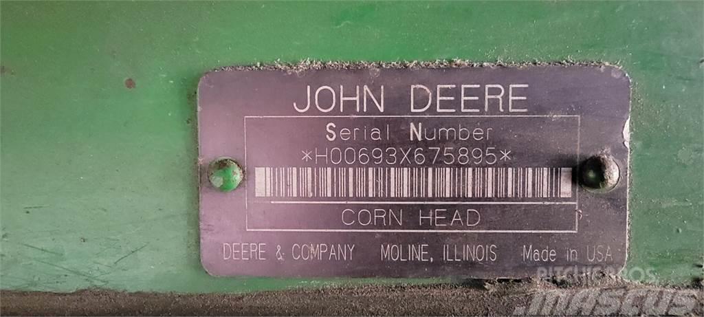 John Deere 693 Derliaus nuėmimo kombainų priedai